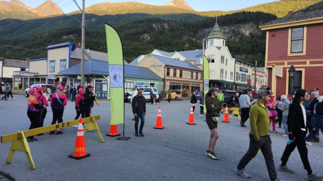 racestartskagwayphotocreditvy1fcmalcolm4.jpg
